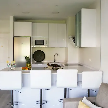 Living4torremolinos Sea Breeze Apartment *